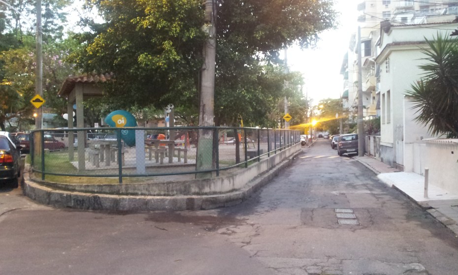 Praça Dulce contornada pelas Ruas General Marcelino e Dulce - Tijuca (Foto: Rafael Junqueira / Mundo Pauta)